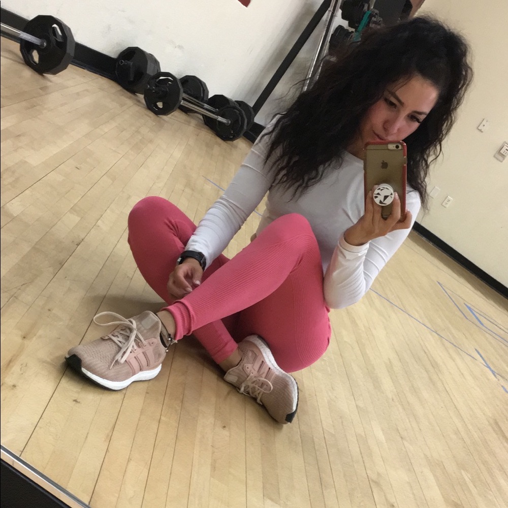 Meet your Posher, Ashley